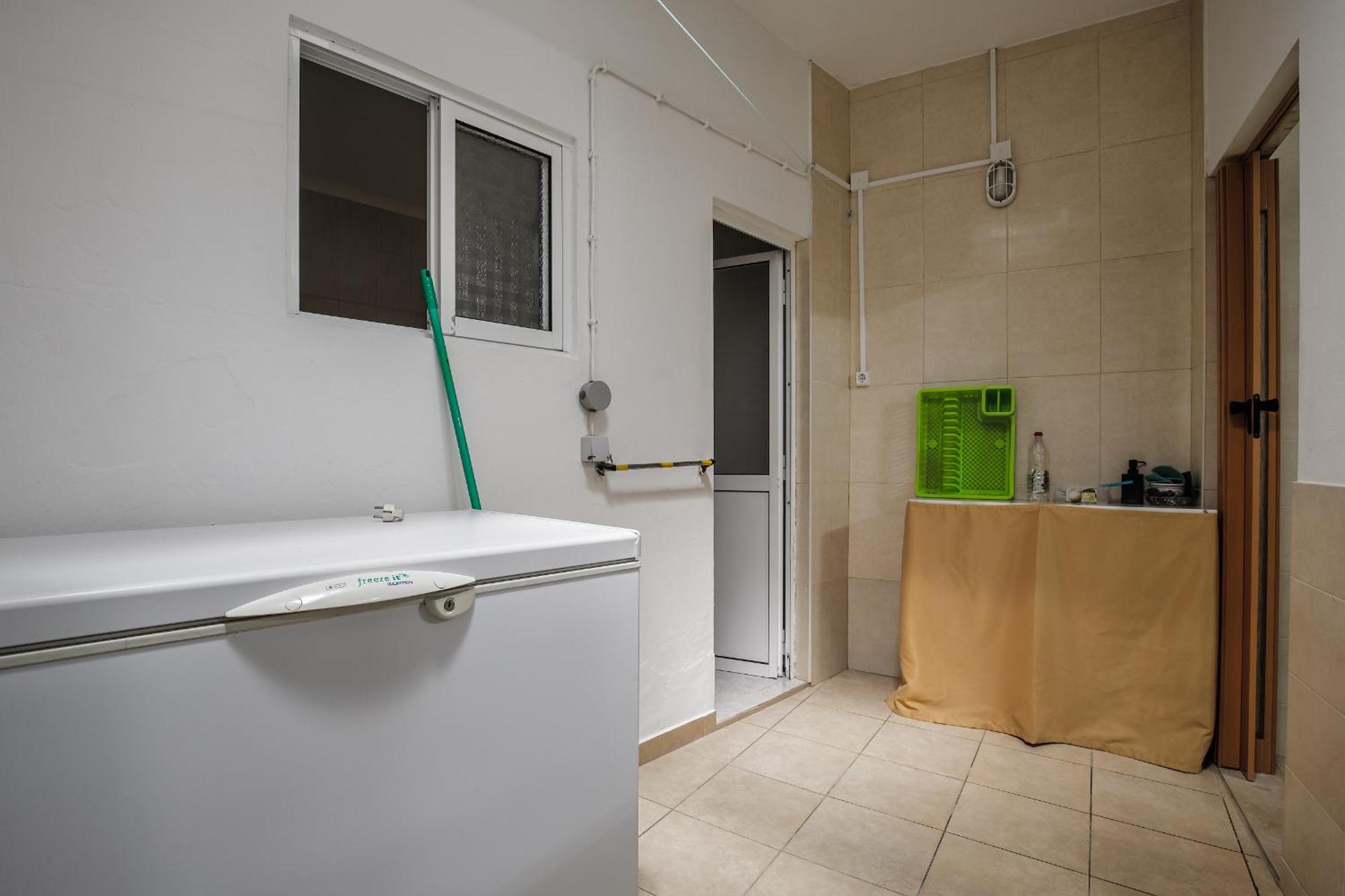 Historic House In Downtown Peniche Hotel Room photo